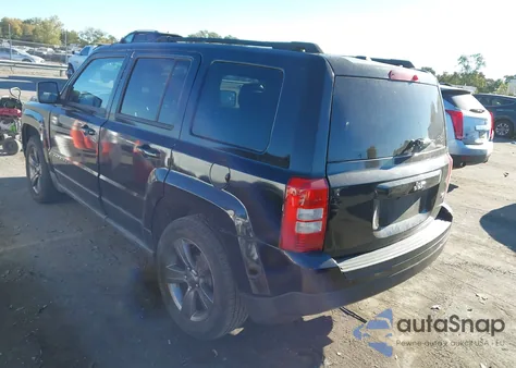 2015 Jeep Patriot High Altitude Edition z USA, uszkodzony, nr VIN 1C4NJPFA5FD318550